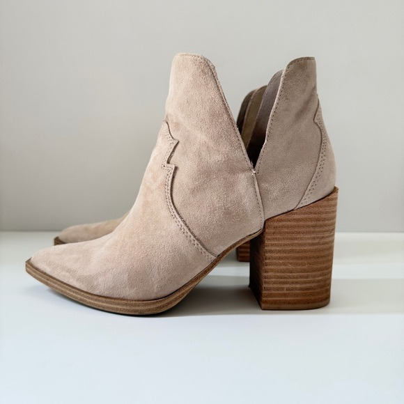 Steve Madden Beige Heeled Boots - Picture 3 of 6